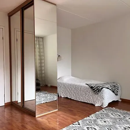 Studio Next To Metrostation * אספו